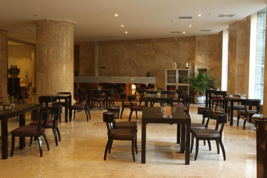 סניה Hawaii Hotel מראה חיצוני תמונה